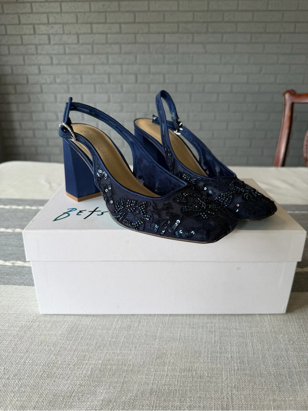 New Betsey Johnson Beaded Navy Slingback Block Heel Pumps Size 7.5 Wedding Prom
